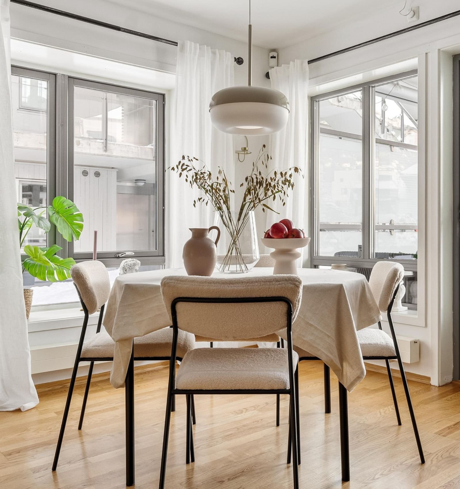 Interior Designer in Noida